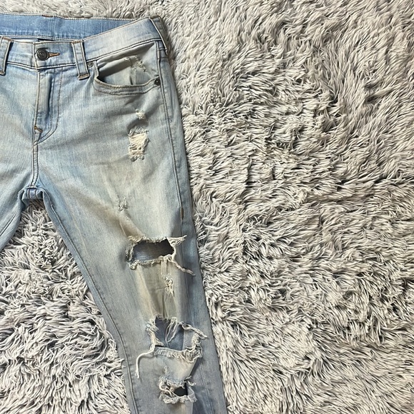 Gently worn Light Wash Distressed True Religion Finn Slim Tapered Jeans size 32 - Picture 5 of 12